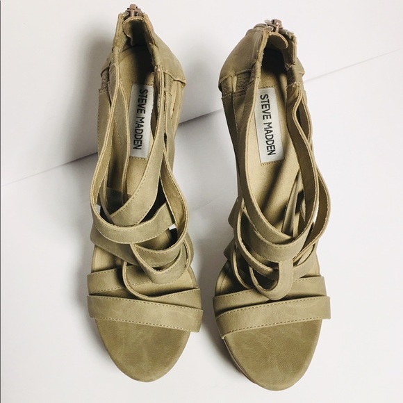 STEVE MADDEN SUMMER WEDGE - Picture 4 of 4